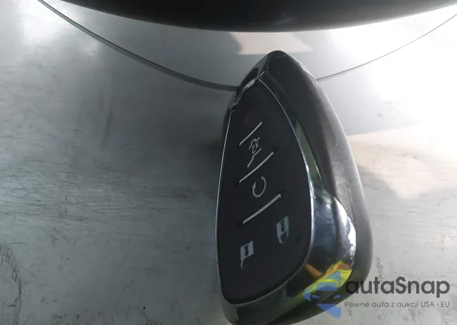 3GNKBBRA2KS588917: 43907925