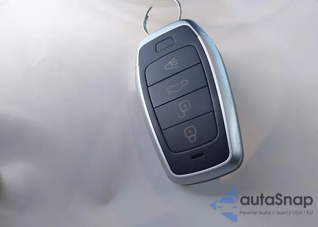 3FA6P0HD7JR183658: 43907949