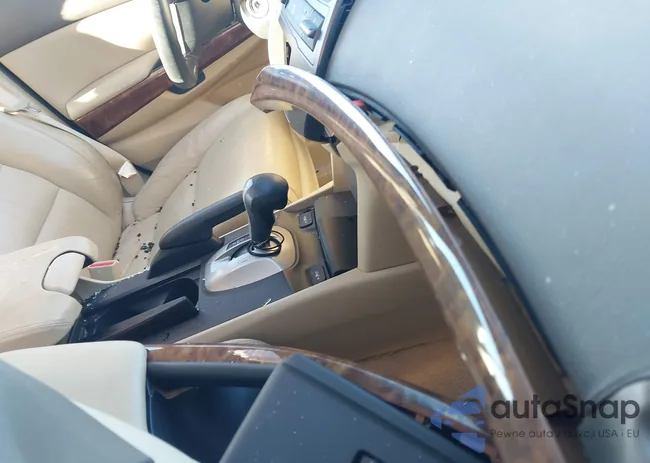 1HGCP2F86AA010577: 43908051