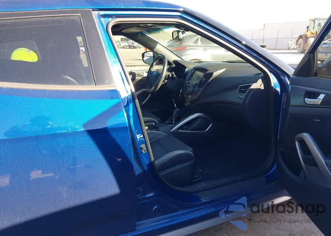 KMHTC6AE4GU272745: 43908073