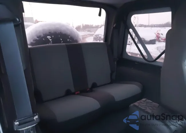 1J4FA49S23P353476: 43908104