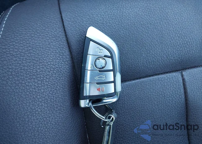 5UXKR0C51G0P28649: 43908111