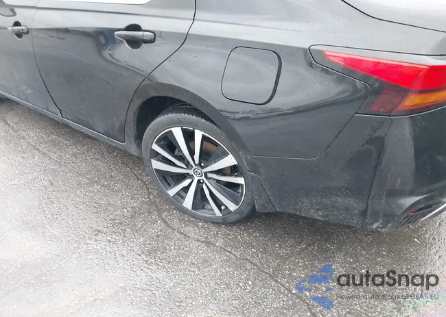 1N4BL4CW6LN321853: 43908168