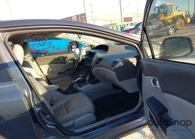 2HGFB2F98CH307634: 43908177