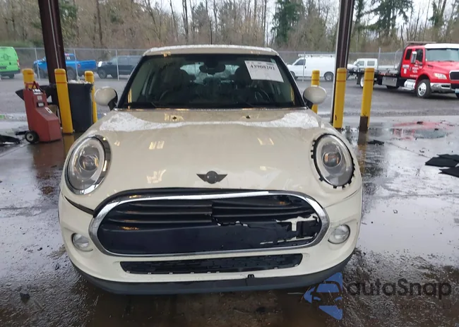 WMWXU1C57J2F81275: 43908202