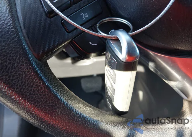 3MYDLBYV3JY317302: 43908230