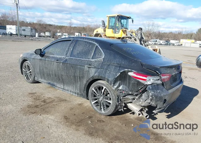 4T1K61AK0LU913881: 43907443