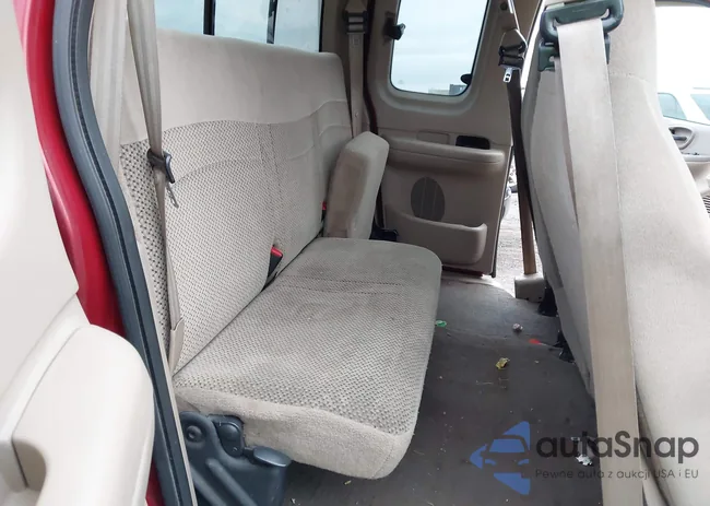 1FTRX18L3YNB44308: 43907728