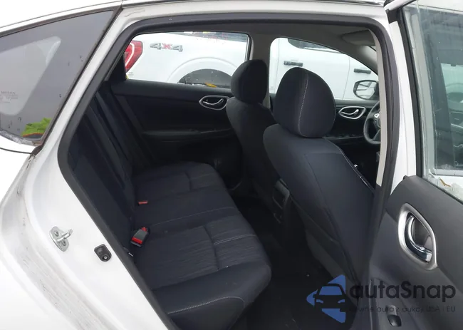 3N1AB7AP7HL635818: 43907755