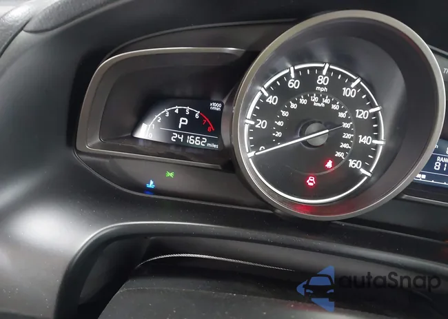 3MZBN1V38JM260449: 43908845