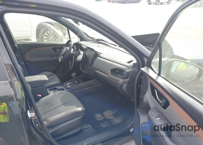 JF2SLSJD7SH402598: 43908865