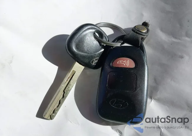 KMHTC6AD5FU232390: 43908912