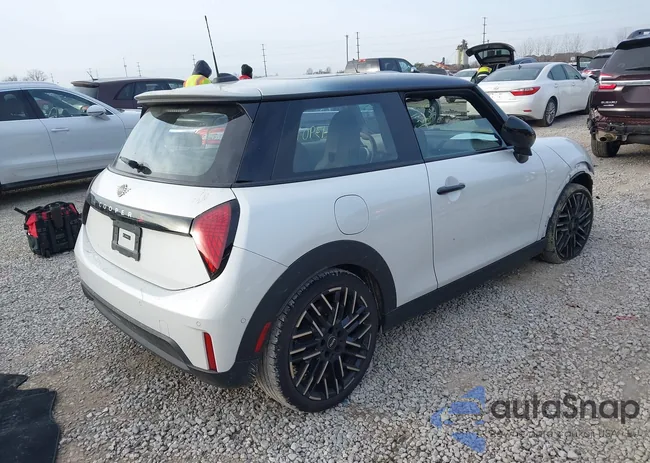 WMW23GD06S2W75195: 43909254