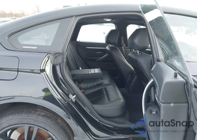 WBA4J3C5XJBL03992: 43909362