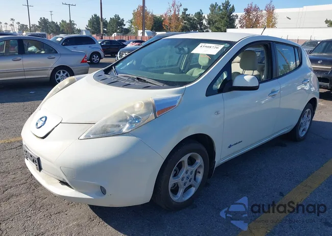 JN1AZ0CP8BT008662: 43908726