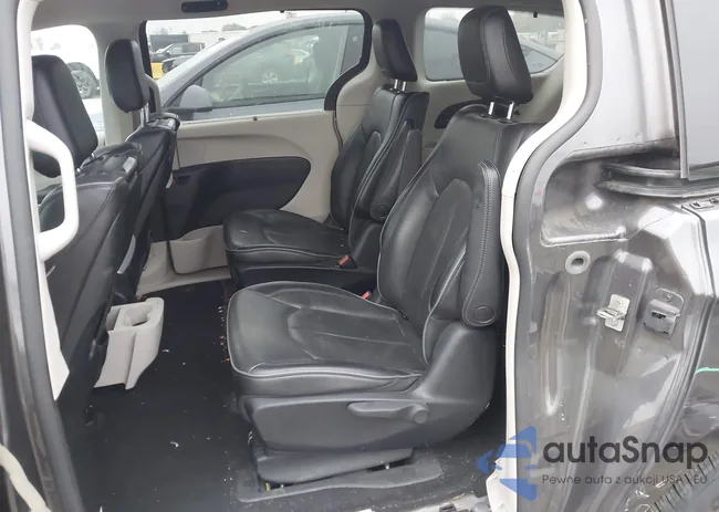 2C4RC1N79JR358814: 43908764