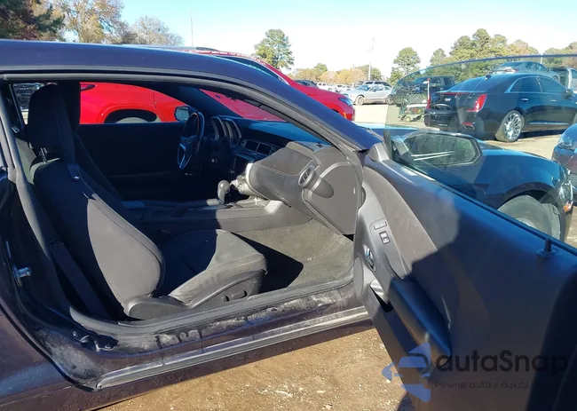 2G1FB1E36E9304016: 43908825