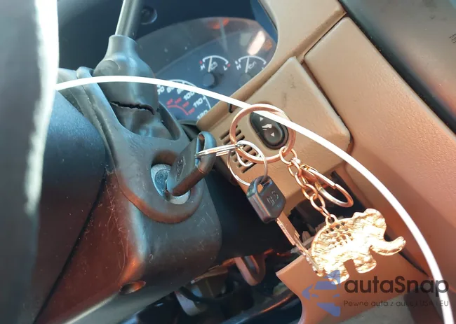 1FMZU63E42UC10064: 43908827