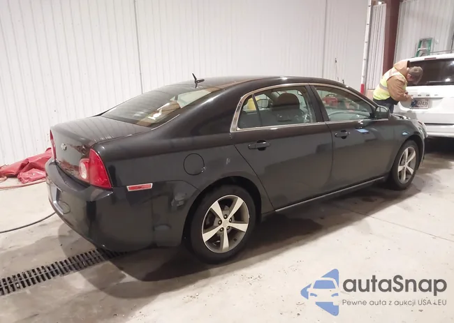 1G1ZC5E1XBF240114: 43909853