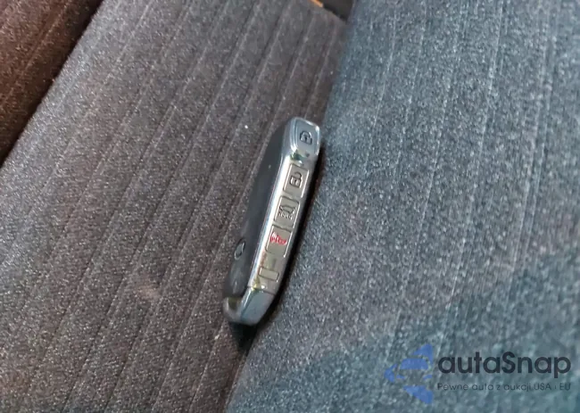 KNDJ33AU9L7702912: 43909906