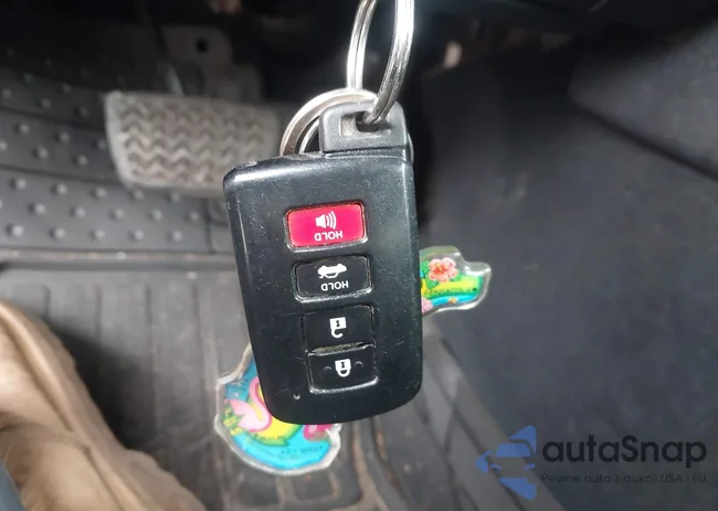 4T1BF1FKXCU140118: 43910011