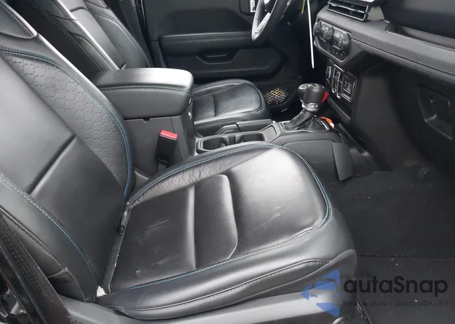 1C4RJXU60RW114814: 43910028