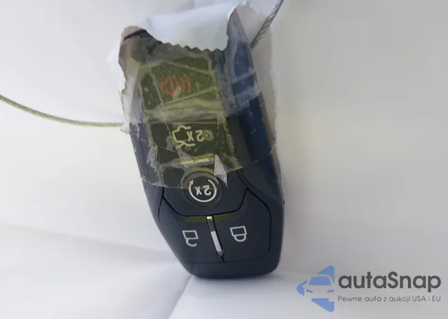 1FA6P8AM2G5296065: 43910036