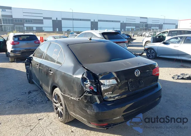 3VW1K7AJ5FM413999: 43910224