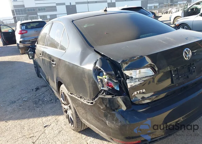 3VW1K7AJ5FM413999: 43910224