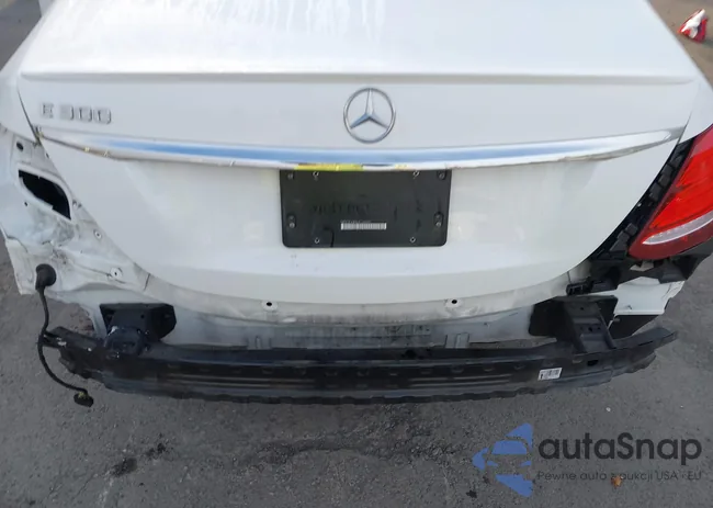 WDDZF4JB5HA165941: 43910319