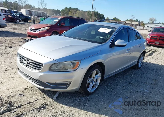 YV126MFB4F2307590: 43910336