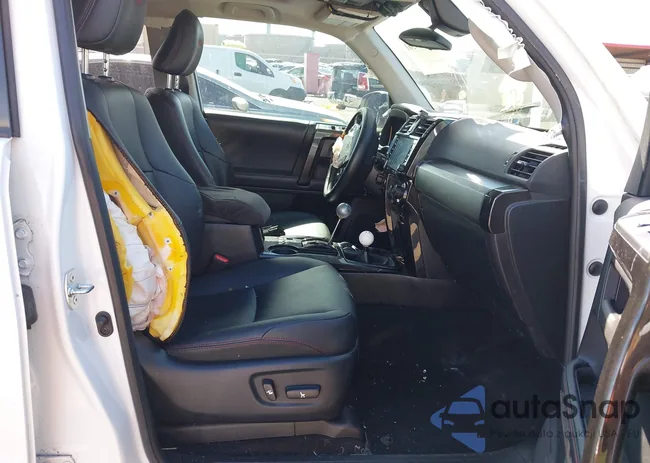 JTEBU5JR5L5742095: 43909561