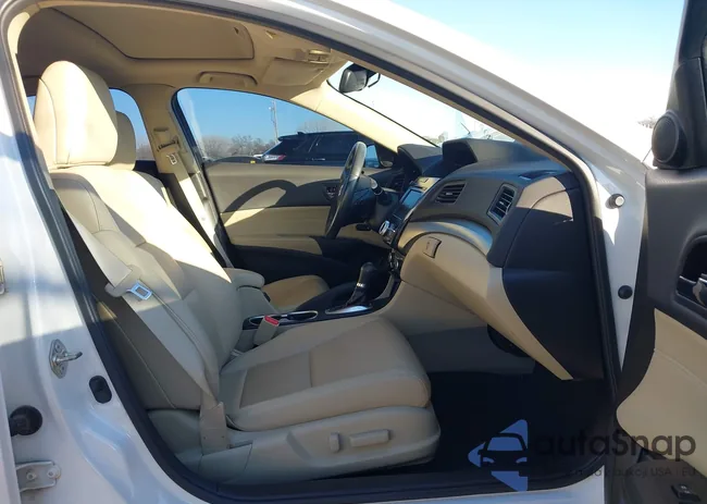 19UDE2F79GA009496: 43909685