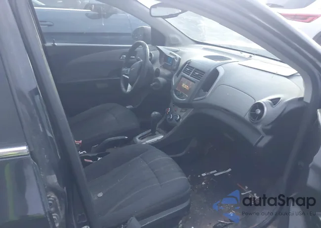 1G1JC6SHXD4255666: 43909825