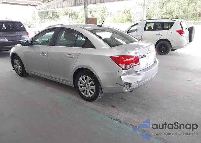 1G1PC5SH3B7151049: 43909828