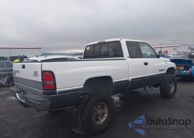 3B7KF23Z4VM569094: 43910839