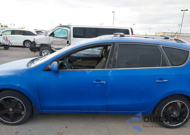 KMHDC8AE9BU120193: 43910869