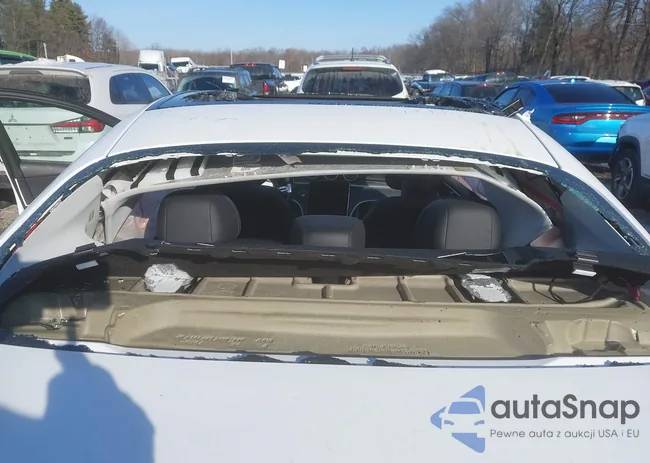 W1KAF4HB6PR082098: 43911157