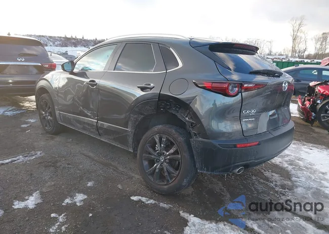 3MVDMBBM0SM750627: 43911159