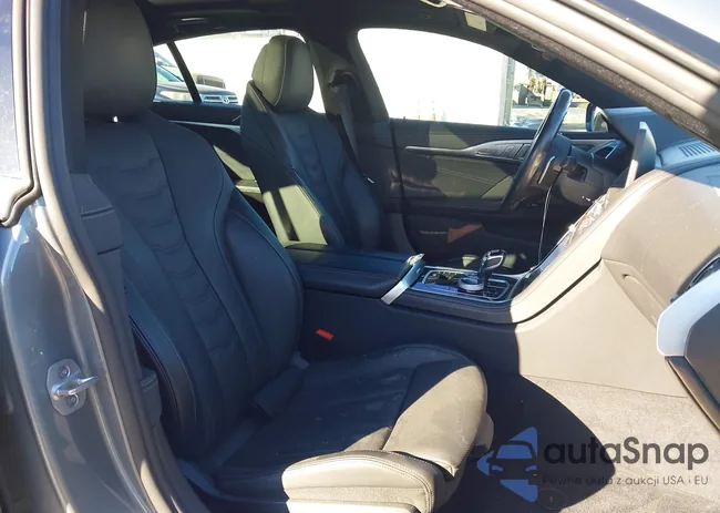 WBAGV2C04SCS38827: 43911235