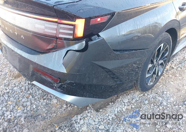 KMHL64JA2SA435802: 43911281