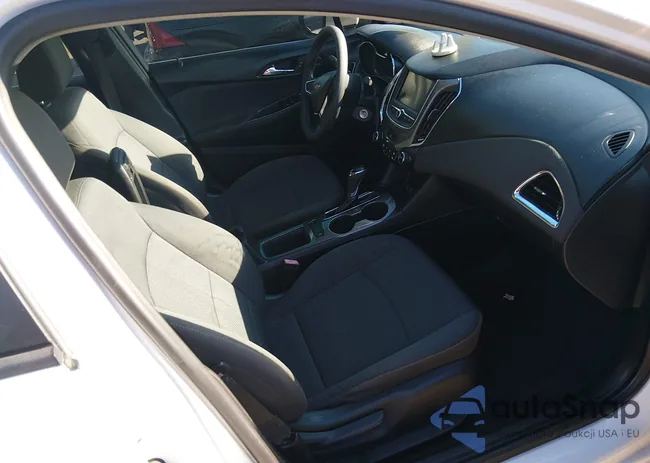 1G1BC5SM3K7133349: 43911290