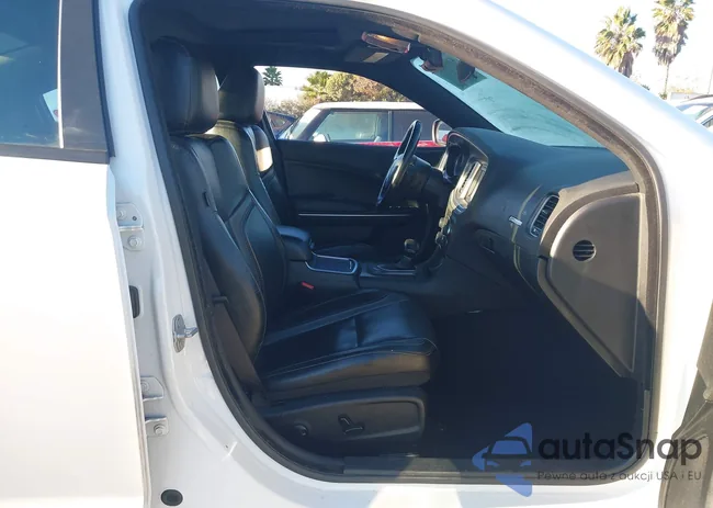 2C3CDXBG0NH216488: 43911329