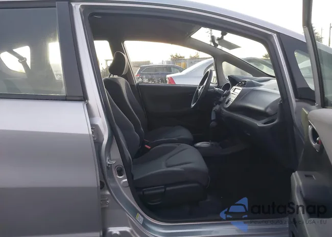 JHMGE8H35DC078399: 43911352