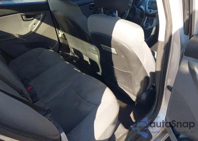 KMHDH4AE5BU147904: 43911374