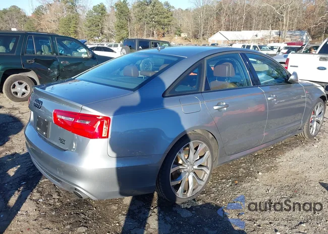 WAUHGAFC0FN040528: 43911392