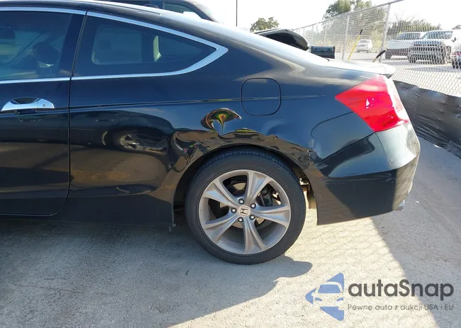 1HGCS2B84BA006999: 43910551