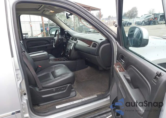 1GKS2MEF9CR314239: 43910565