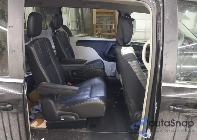 2C4RC1BG5GR147896: 43910659