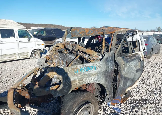 3C6UR4HJ0MG674086: 43910679